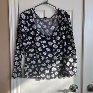 Floral Scoop Neck Tee